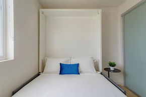 UCLA Area Coliving suite w In unit closet
